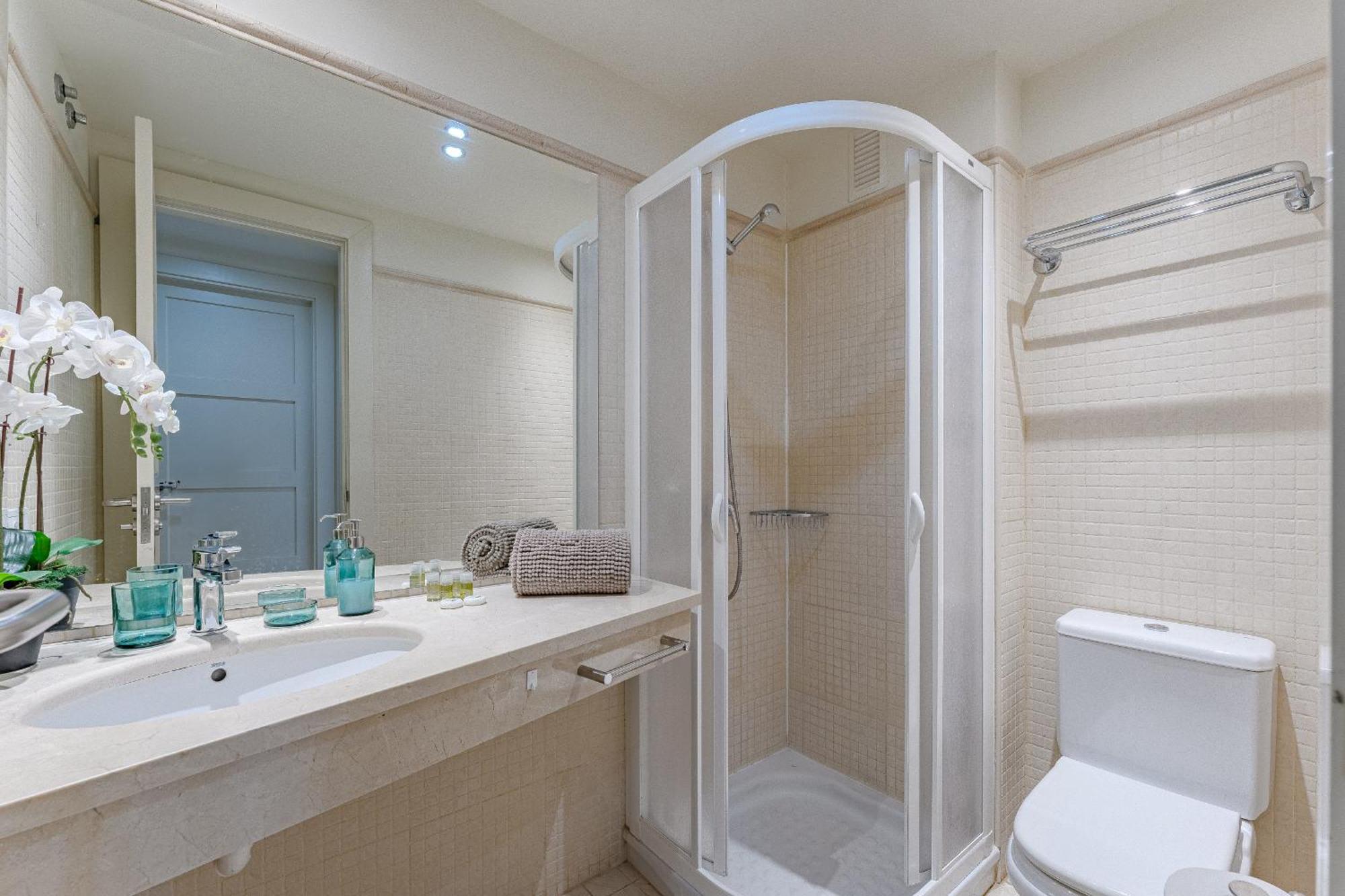 Apartment Hermitage Homes Blg